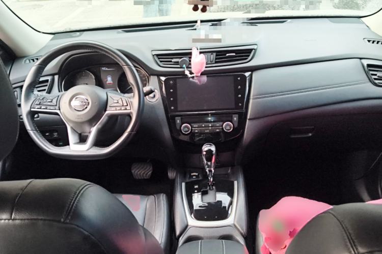 Used Nissan X-Trail 2019 2.5L CVT Smart Connect Luxury Edition 4WD
