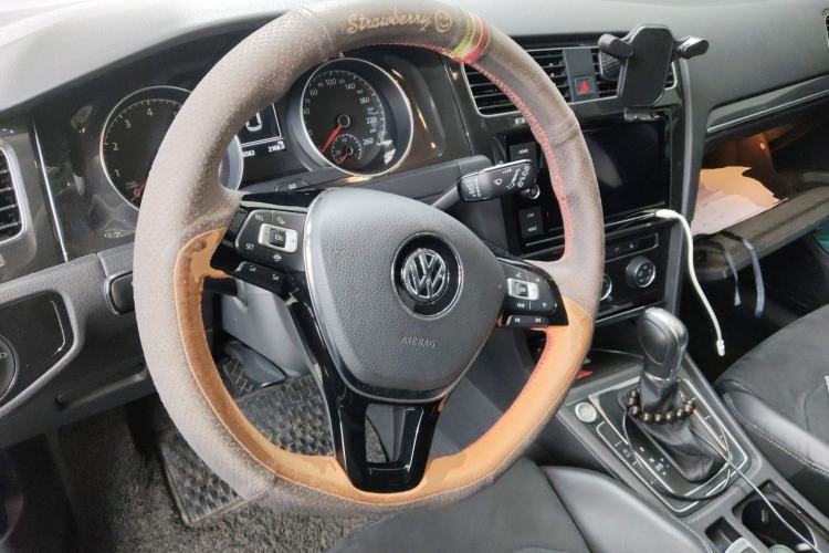 Used Volkswagen Golf 2019 280TSI DSG Luxury Version China V Standard Steering Wheel