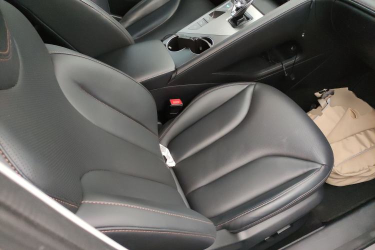 Used Roewe RX5 New Energy 2023 eRX5 Super Hybrid Premium Edition Right Front Seat