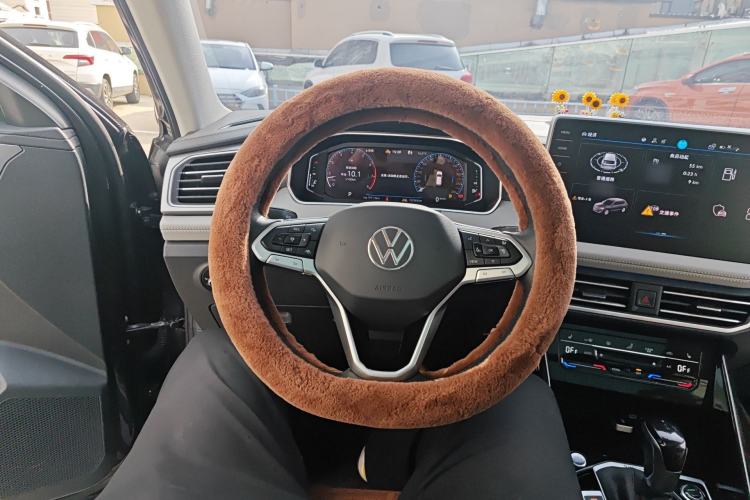 Used Volkswagen Tayron 2023 380TSI Four-Wheel Drive R-Line High-Energy Version Steering Wheel