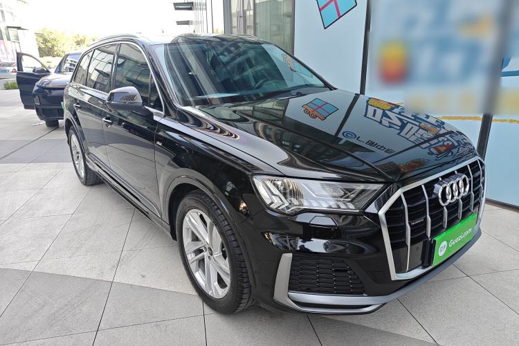 Used Audi Q7 2023 45 TFSI quattro S line Sport model