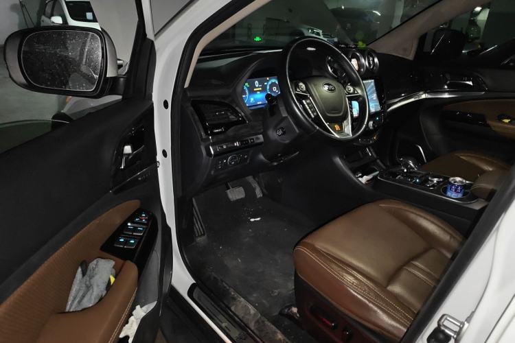 Used BYD Tang New Energy 2015 2.0T Four-Wheel Drive Prestige Version
