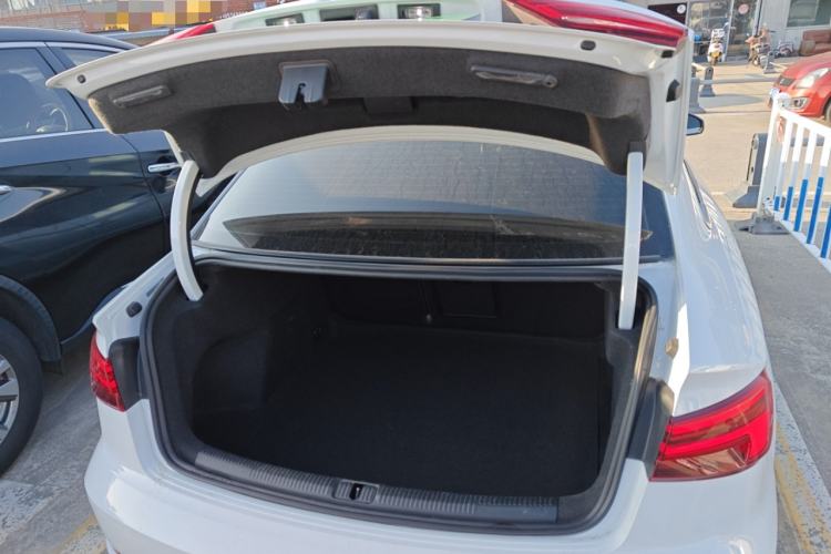 Used Audi A3 2018 30th Anniversary Edition Limousine 35 TFSI Ambition Model
