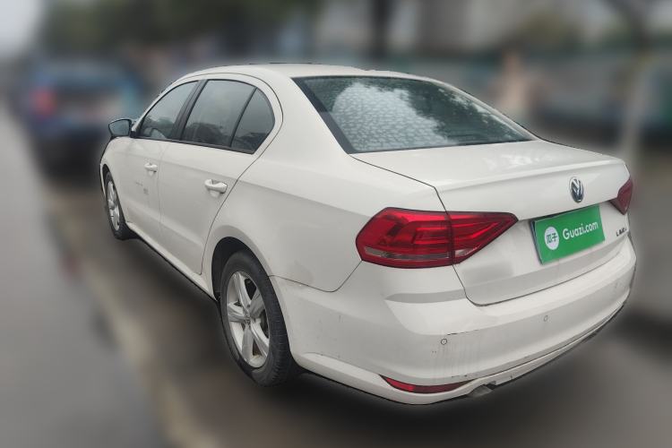 Used Volkswagen Lavida 2017 1.6L Automatic Fashion Edition
