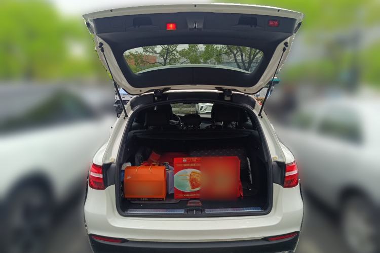 Used Mercedes-Benz GLC 2016 GLC 260 4MATIC Luxury Model Trunk