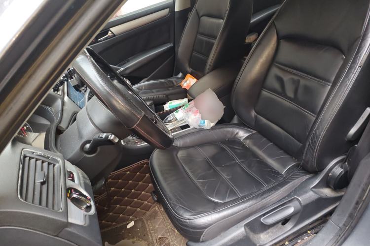 Used Volkswagen Passat 2011 1.8 TSI DSG Prestige Edition Left Front Seat