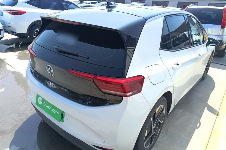 Used Volkswagen ID.3 2025 Smart Edition Outstanding Model Rear Right 45 Deg