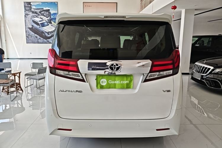 Used Toyota Alphard 2015 3.5L Luxury Edition
