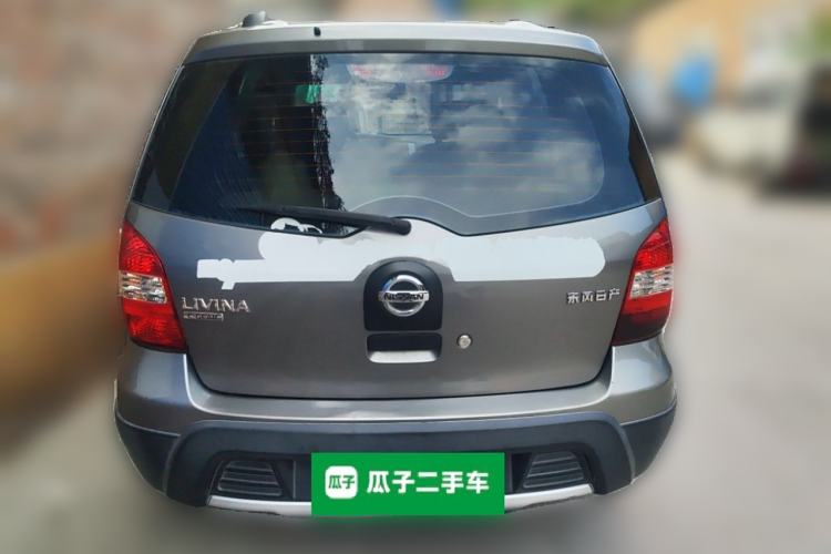 Used Nissan Livina 2010 Jingrui Edition 1.6L Manual Standard Model
