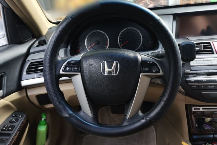 Used Honda Accord 2010 2.4L LX

