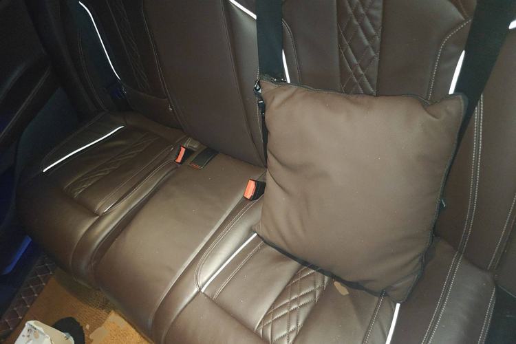 Used BMW 7 Series 2021 730Li M Sport Package Left Rear Seat