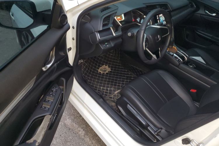 Used Honda Civic 2016 220TURBO CVT Luxury Edition
