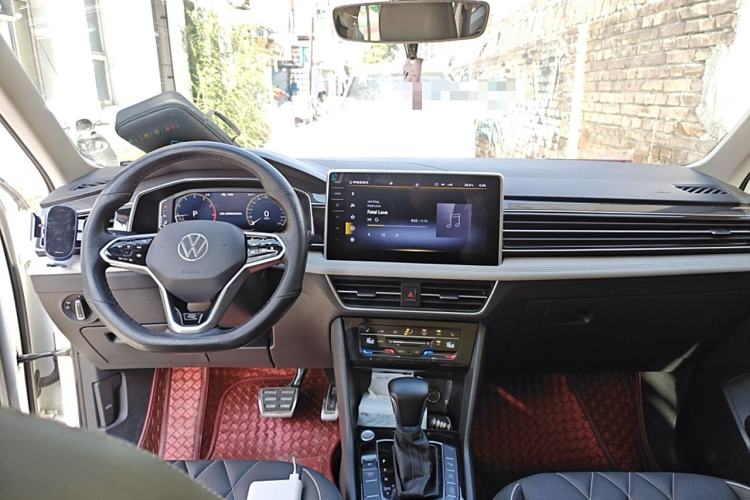 Used Volkswagen Tiguan L 2022 330TSI Automatic Two-Wheel Drive R-Line Enhanced Edition