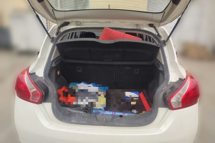 Used Nissan Tiida 2014 1.6L CVT Smart Model
