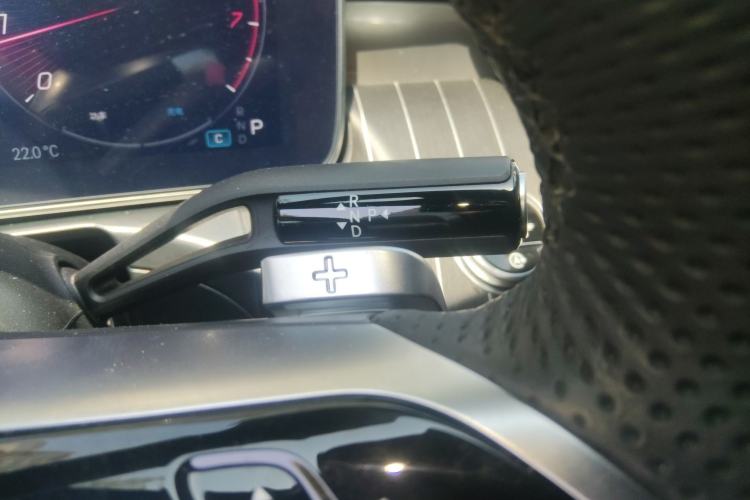 Used Mercedes-Benz C-Class 2024 C 260 L Sport Edition Gear Lever