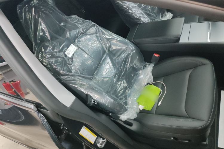 Used Tesla Model Y 2025 Updated Version Long-Range All-Wheel Drive