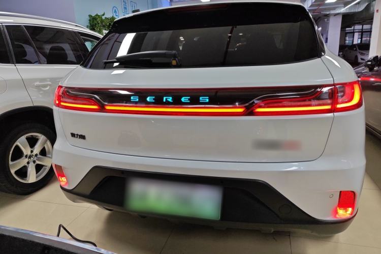 Used SERES SF5 2020 Four-Wheel Drive High-Performance Sports Edition
