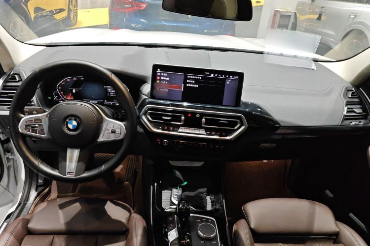 Used BMW X3 2022 Restyled xDrive25i M Sport Package Center Console