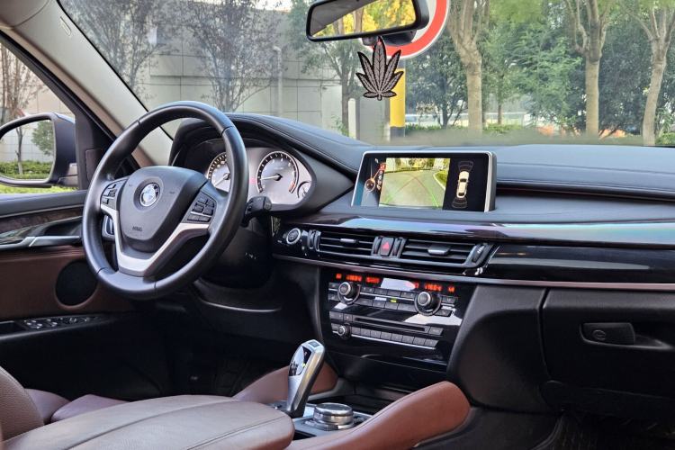 Used BMW X6 2015 xDrive28i
