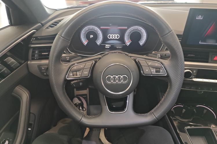 Used Audi A4L 2024 40 TFSI quattro RS Performance Package Steering Wheel