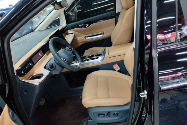 Used GAC Trumpchi Trumpchi E8 2024 Honor Series 2.0L Honor Edition
