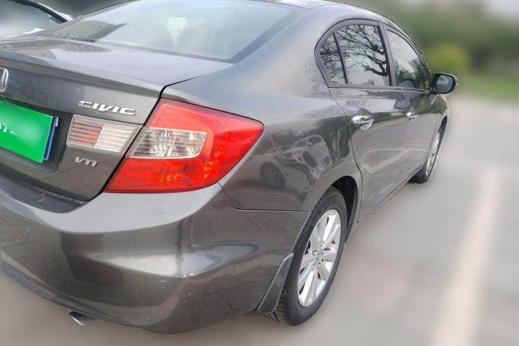 Used Honda Civic 2012 1.8L automatic luxury edition Rear Right 45 Deg