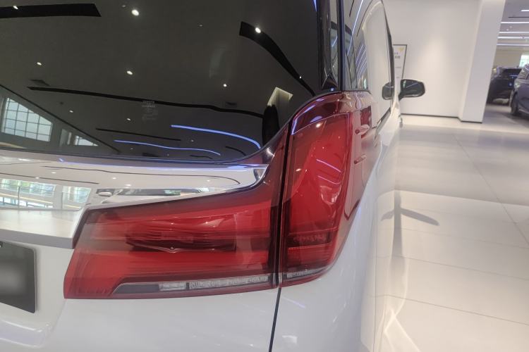 Used Toyota Alphard 2020 Dual-Engine 2.5L Prestige Edition
