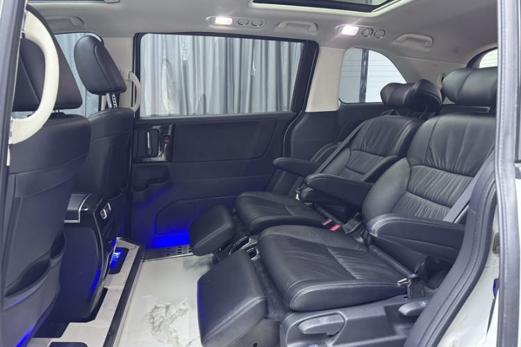 Used Honda Odyssey 2018 2.4L Smart Edition Interior 5