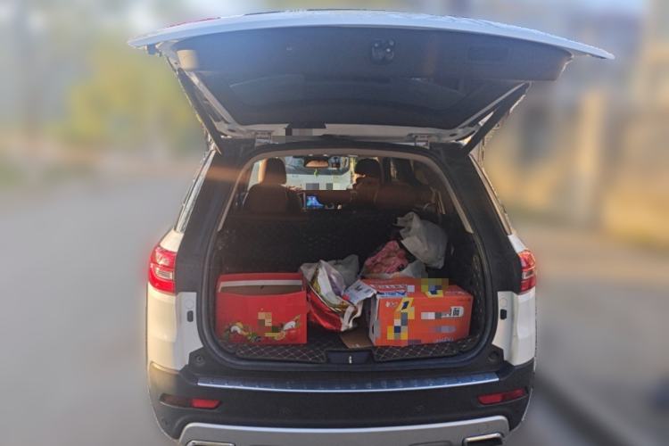 Used CHANGAN CS95 2017 2.0T Two-Wheel Drive Zhituo Edition Trunk