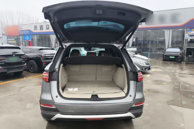 Used BYD Song Pro New Energy 2022 DM-i 51km Prestige Model
