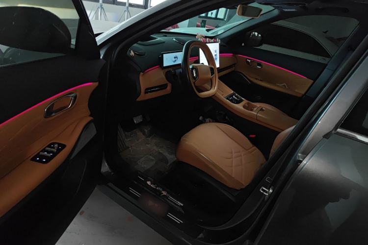 Used Geely Galaxy Xingjian 7 EM-i 2025 120km Flagship Edition
