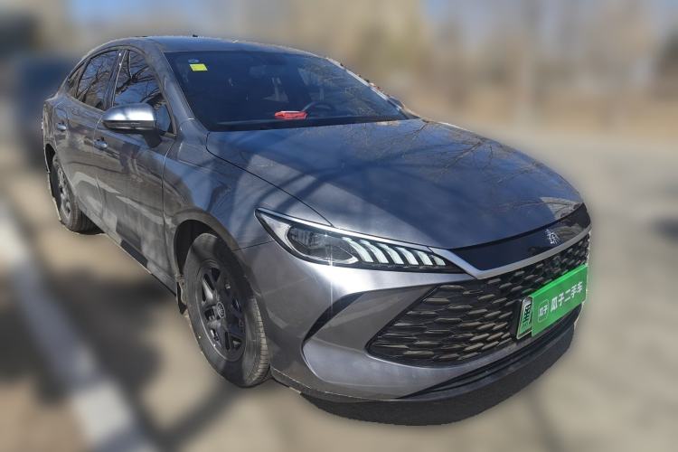 Used BYD Qin PLUS 2025 DM-i Smart Drive 55KM Leading Model Front Right 45 Deg