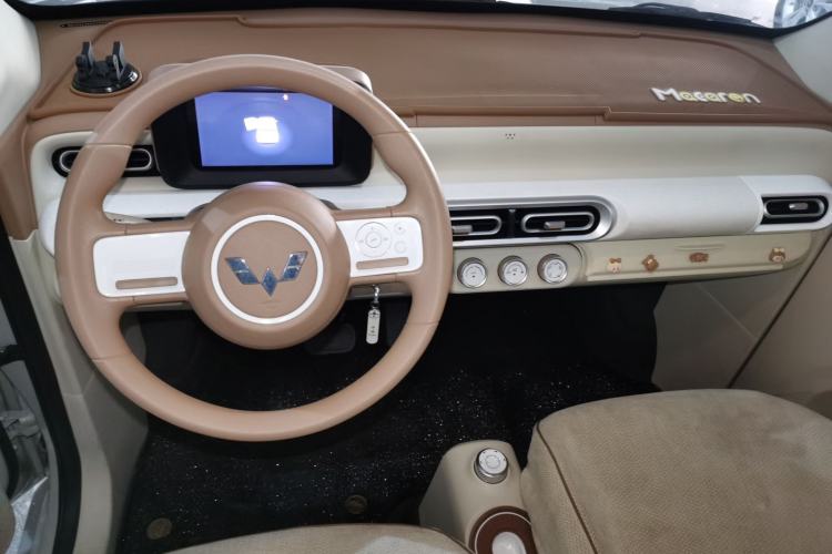 Used Wuling Hongguang MINIEV 2024 3rd Generation 215km Youth Edition Center Console