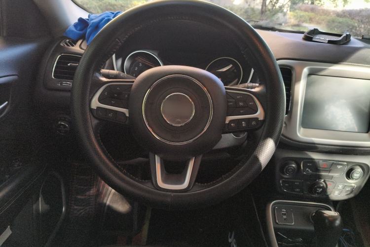 Used Jeep Compass 2017 200T Automatic Family Edition