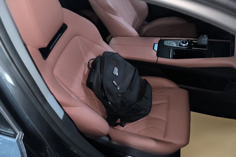 Used Changan CS75 PLUS 2024 3rd Generation Champion Edition 1.5T Intelligent Drive Dynamic Model
