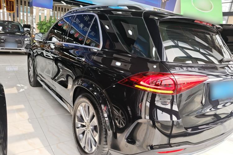 Used Mercedes-Benz GLE 2023 GLE 350 4MATIC Stylish Model
