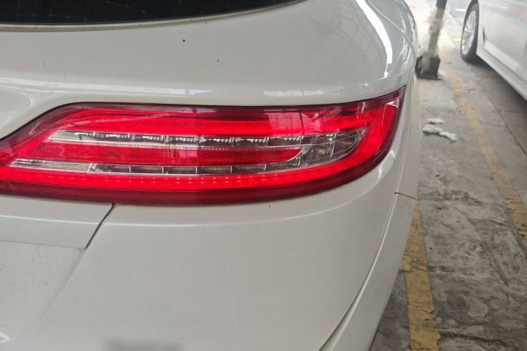 Used Lincoln MKC 2017 2.0T Two-Wheel Drive Deluxe Edition