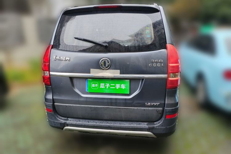 Used Dongfeng Fengon 360 2015 1.5L Manual Luxury 7-Seater China IV Standard
