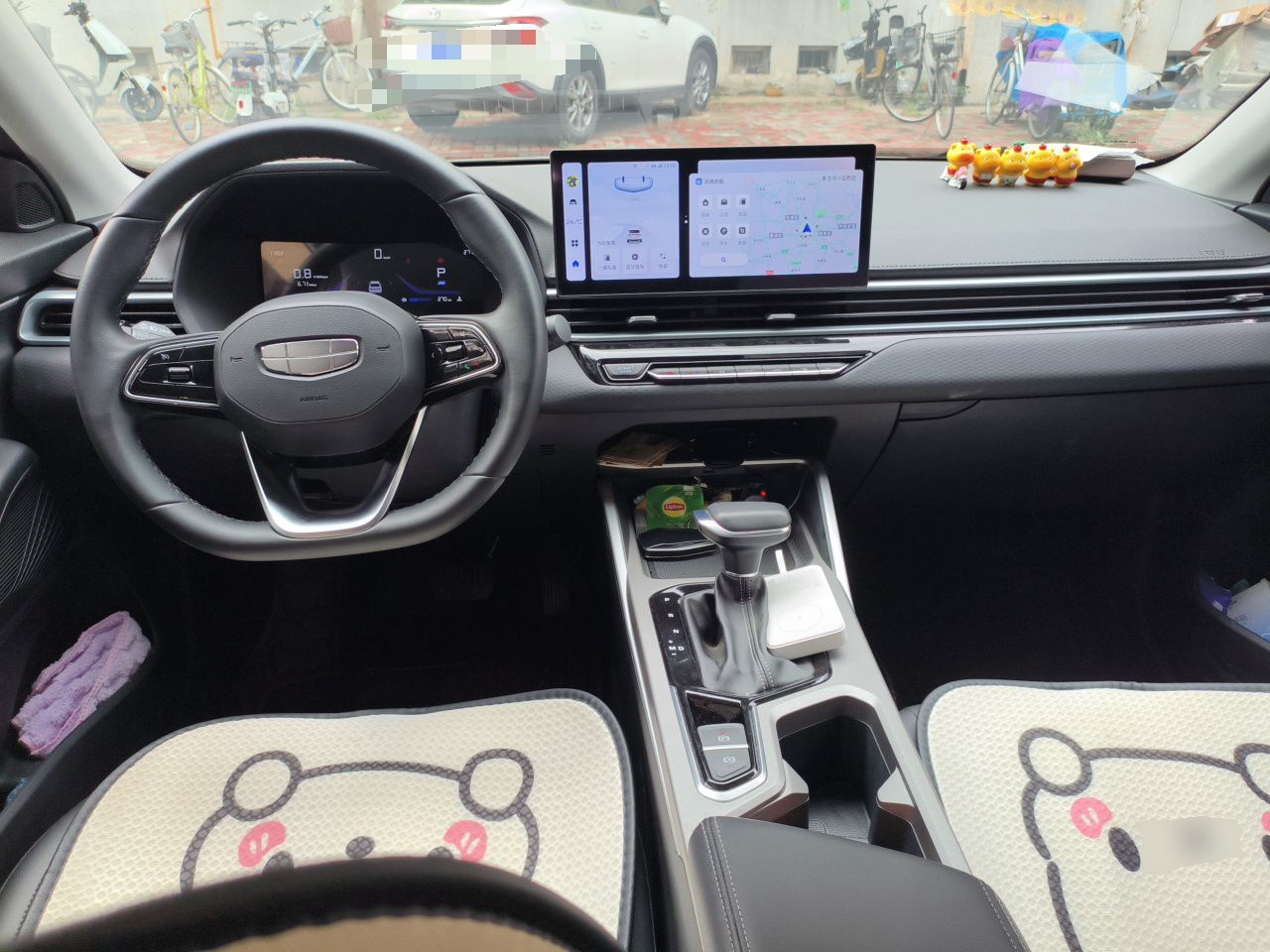 Geely Auto Emgrand 2026 Model 4th Generation 4 Millionth Anniversary Edition 1.5L CVT Overdrive Edition — снимка 9
