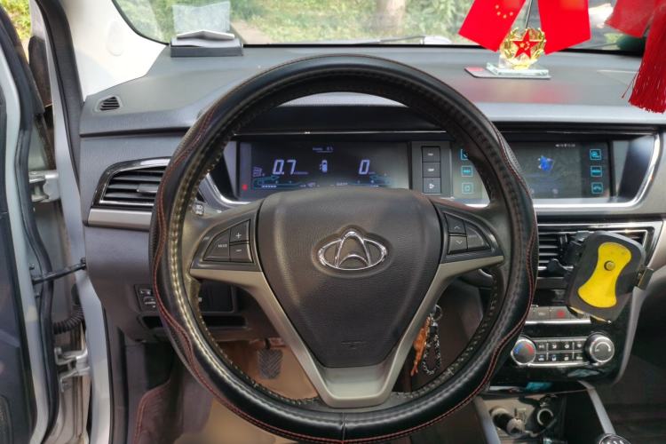 Used CHANGAN KAICHENG Oushang A600 2016 1.5L Manual Luxury 6-Seater
