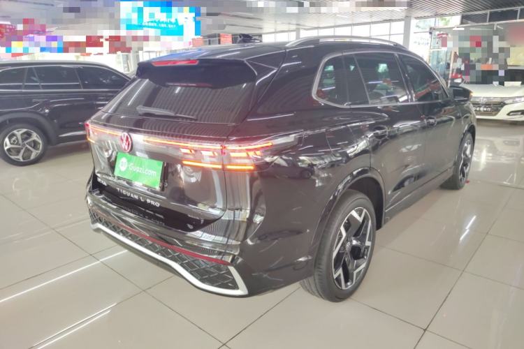 Used Volkswagen Tiguan L 2024 PRO 330TSI Two-Wheel Drive R-Line Smart Edition
