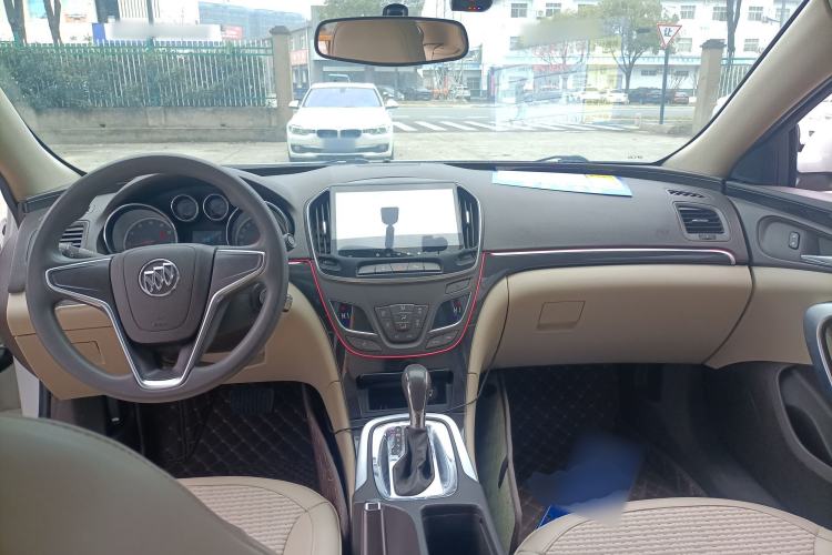 Used Buick Regal 2015 2.0L Leading Fashion Edition