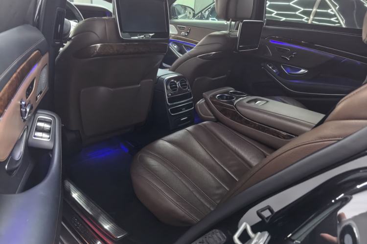 Used Mercedes-Benz S-Class 2014 S 320 L Luxury Model Interior 1