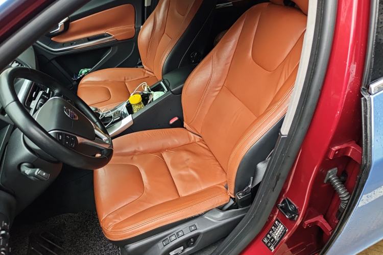 Used Volvo S60 2013 T5 Smart Edition