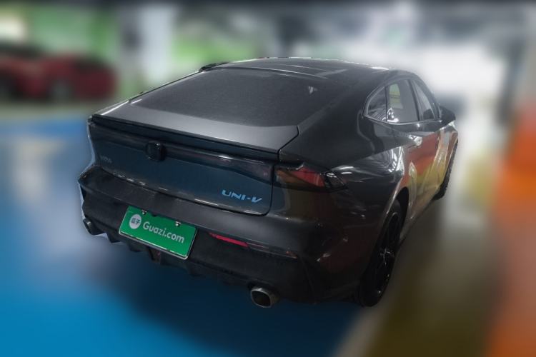 Used Changan UNI-V 2023 1.5T Prestige Model