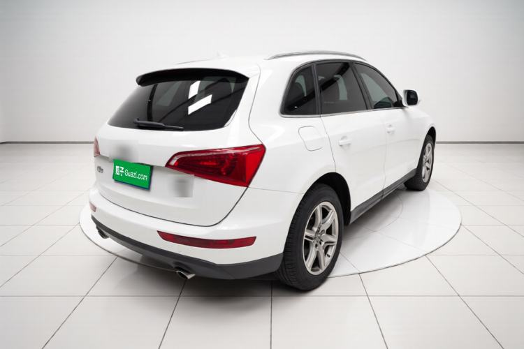 Used Audi Q5 2012 2.0TFSI Technology Model Rear Right 45 Deg