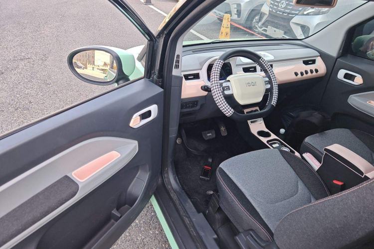 Used Chery New Energy QQ Ice Cream 2022 170km Sundae Phosphate Lithium-Ion