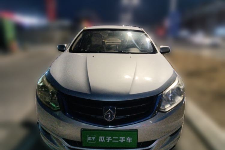 Used Baojun 630 2014 1.5L manual standard version
