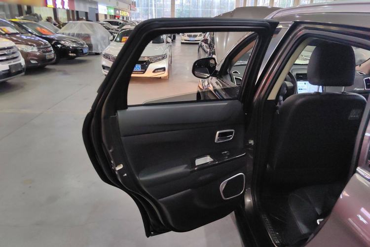 Used Mitsubishi ASX 2018 2.0L CVT Two-Wheel Drive Deluxe Edition