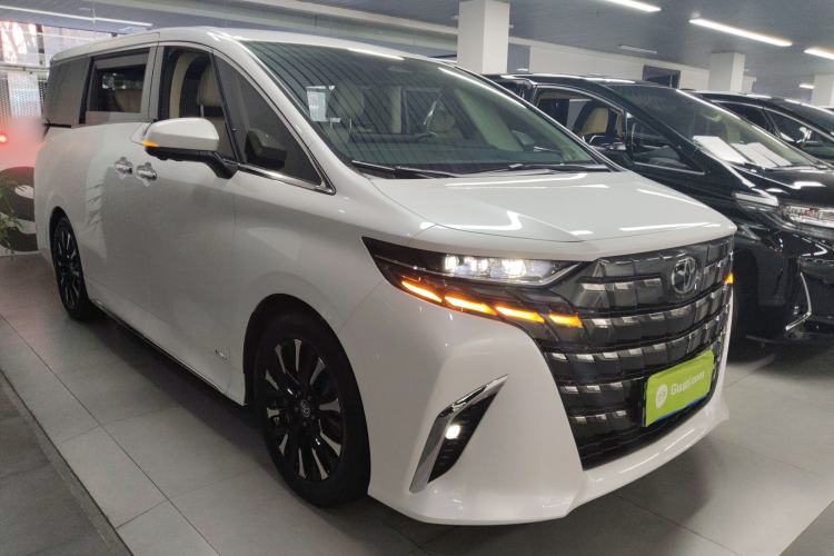 Used Toyota Alphard 2024 Dual-Engine 2.5L Deluxe Edition Exterior 2